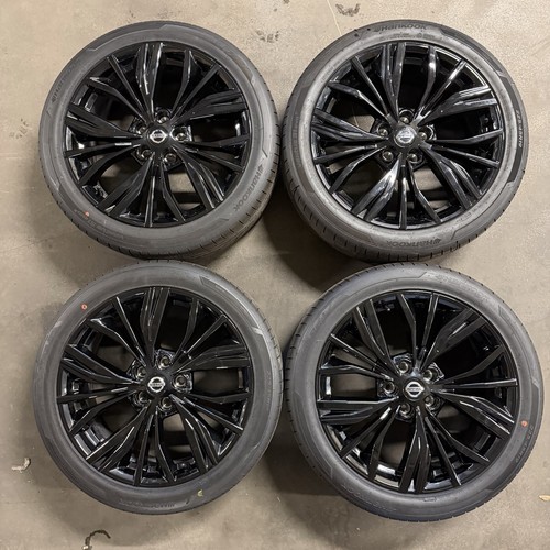 New genuine nissan juke - new, black